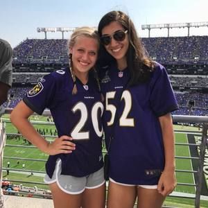 Meet your Posher, Claire